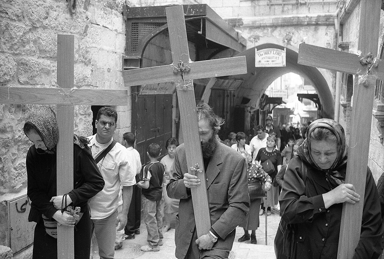 via dolorosa, stations of the cross for youth